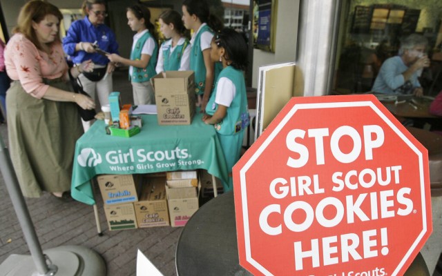 Girl Scout Sells Record Number of Cookies