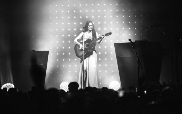 Kacey Musgraves Premieres New Song + Video