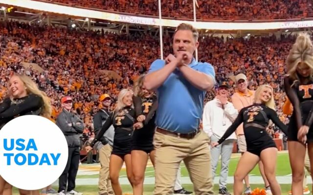 WATCH: Security Guard Dances During College Football Game